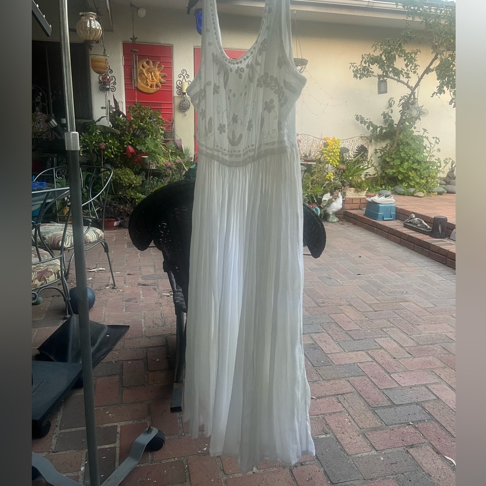 Karavan White Vintage Embroidered Midi Dress with flaws | size Large - Picture 2 of 9